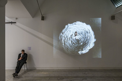 France, Bouches-du-Rhône (13), Marseille, le MAC (musée d'Art Contemporain), rénové en 2023, Time Zone (2010) film vidéo des artistes Berdaguer & Péjus