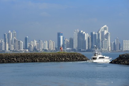 Panama, Panama City, le front de mer et ses gratte-ciels