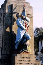 France, Haute Marne, Eclaron, war memorial of WW1 and the church of the village