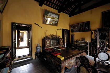 Vietnam, Hanoi, 36 streets district in the old town, traditional merchant house at 87 Pho Ma May