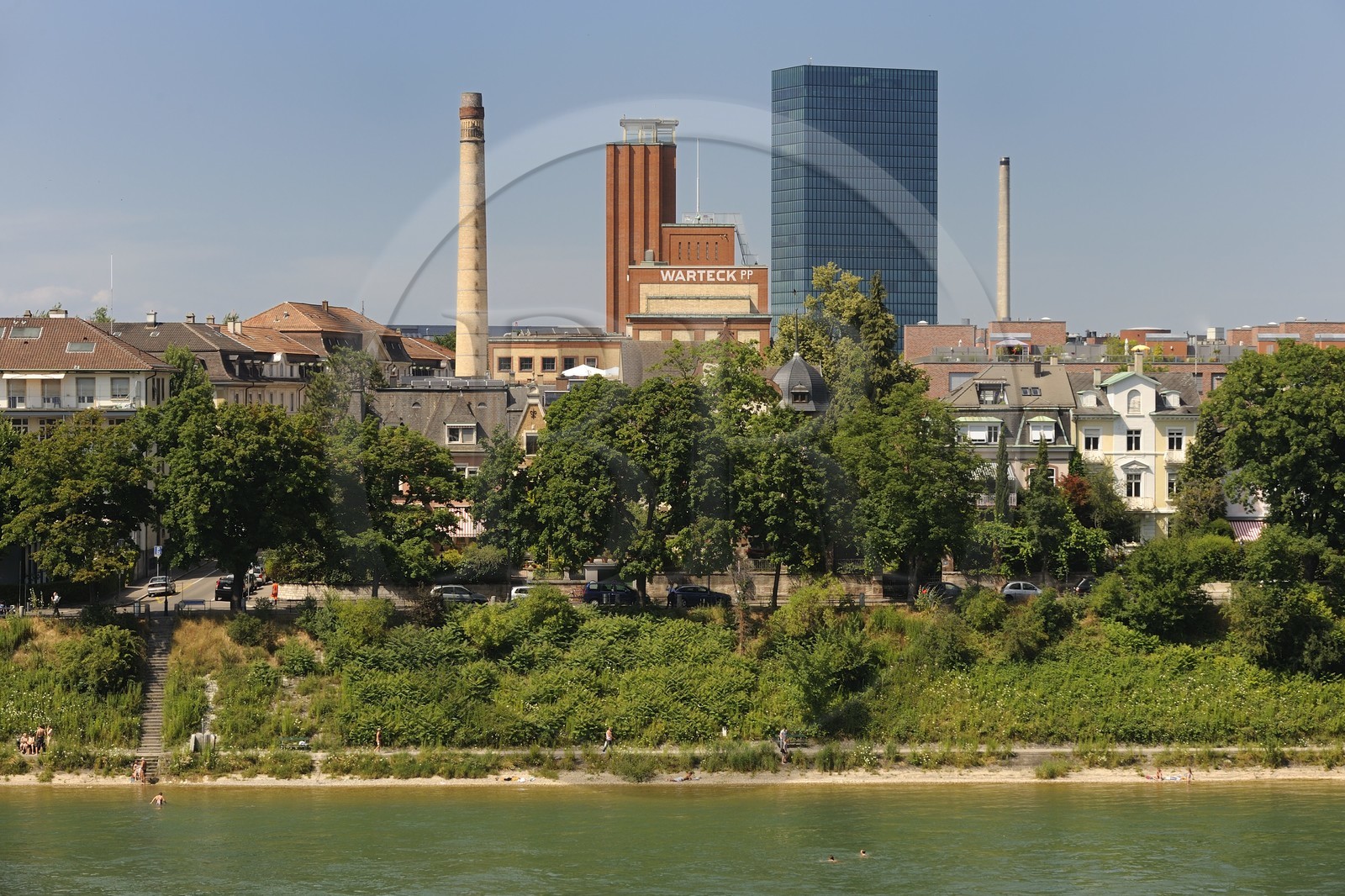 Suisse, Bâle, la tour de la foire Messerturm sur le Messerplatz, tour la plus haute de Suisse