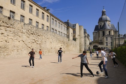 France, Paris, Philippe Auguste's surrounding wall rue des jardins Saint-Paul (street) and Saint-Paul-Saint-Louis Church