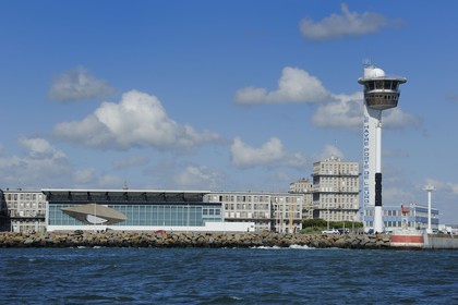 France, Seine Maritime, Le Havre, Downtown rebuilt by Auguste Perret listed as World Heritage by UNESCO, the Museum of Modern Art Andre Malraux by the sea is surrounded by Perret buildings
