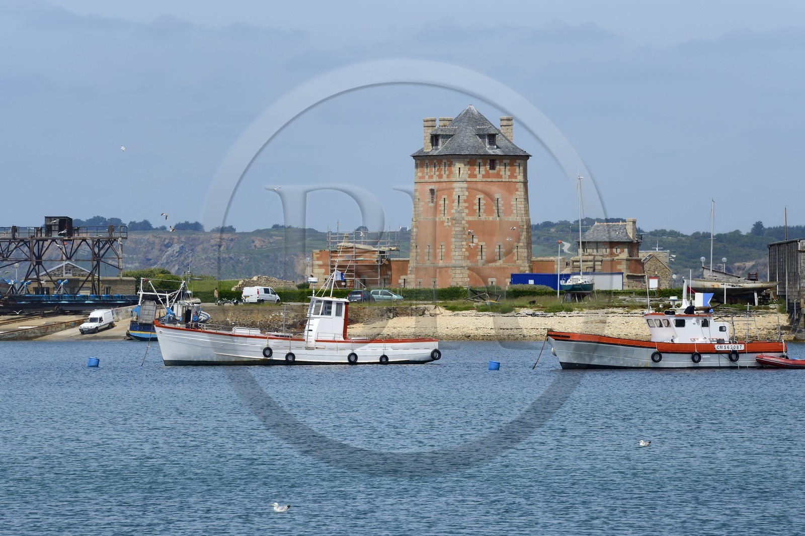 France, Finistere,  Iroise Sea, Parc Naturel Regional d'Armorique (Armorica Regional Natural Park), Presqu'ile de Crozon, Camaret sur Mer, Vauban tower listed as World Heritage by UNESCO, polygonal tower built on a plan Vauban in the 17th century
