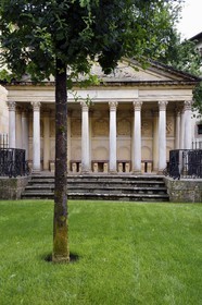Espagne, Pays basque espagnol, Biscaye, Gernika-Lumo, la Maison des assemblées (Casa de Juntas), l'arbre de Gernika