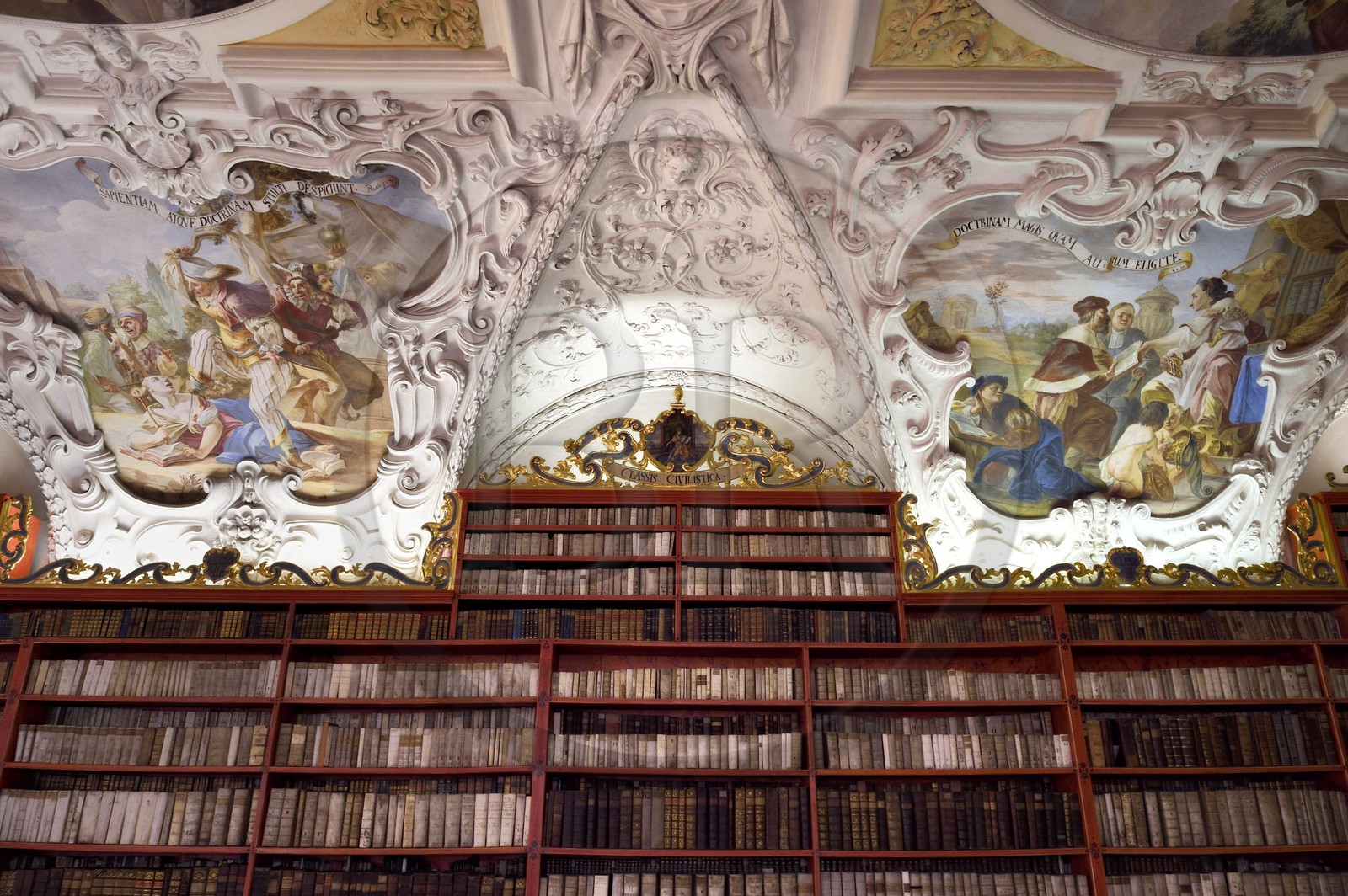 République Tchèque, Prague, centre historique classé Patrimoine Mondial de l'UNESCO, quartier de Strahov, bibliothèque du Monastère de Strahov, salle théologique