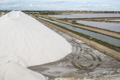 France, Gard, Aigues Mortes, the saline of Aigues-Mortes (Salins du Midi), mountain of stored salt