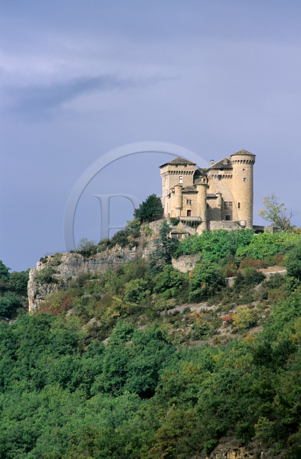 France, Aveyron (12), château de Cabrières au nord de Millau