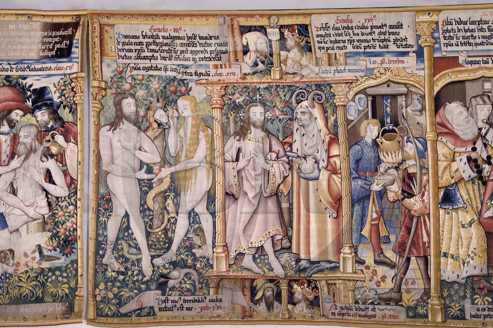 France, Haute-Loire (43), Parc naturel régional Livradois-Forez, l'abbaye de La Chaise-Dieu, tapisseries de la tenture de choeur, ensemble des 14 tapisseries flamandes réalisées au XVIe siècle retraçant des récits bibliques issus de l’Ancien et du Nouveau Testament, la tentation du Christ au désert est entourée par celle d'Adam et Eve à gauche et celle d'Esaü à droite