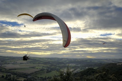 France, Calvados, Suisse normande (Norman Switzerland), Clecy, paragliding from the Road of the Crests overlooking the Orne river valley