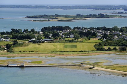 France, Morbihan, Gulf of Morbihan (Golfe du Morbihan), Arz island, Etang du Moulin Pond, tide mill (aerial view)