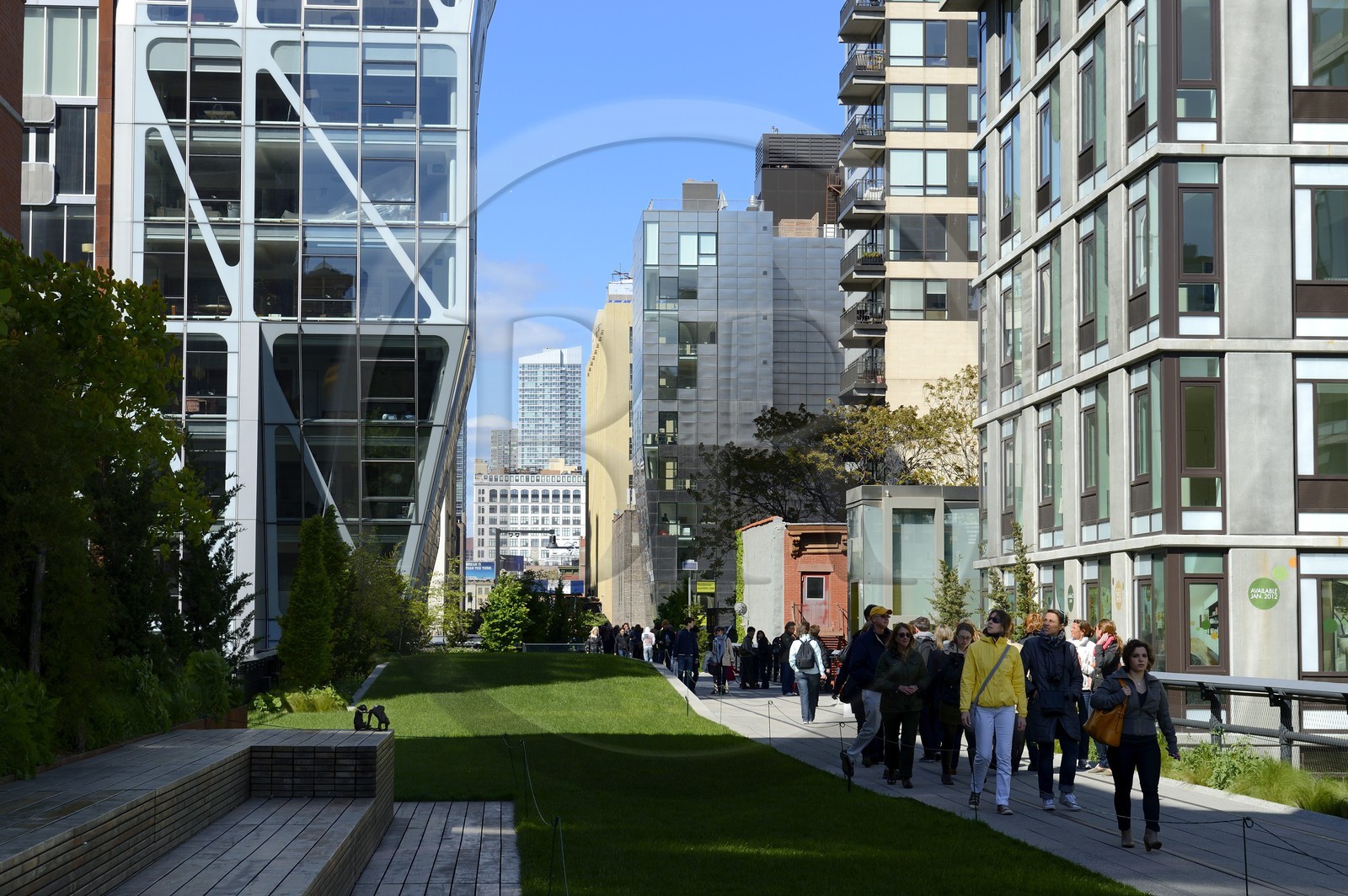 Etats-Unis, New York, Manhattan, Meatpacking district (Gansevoort Market), le High Line Park est une ancienne voie-ferrée aérienne partiellement réhabilitée en parc urbain suspendu