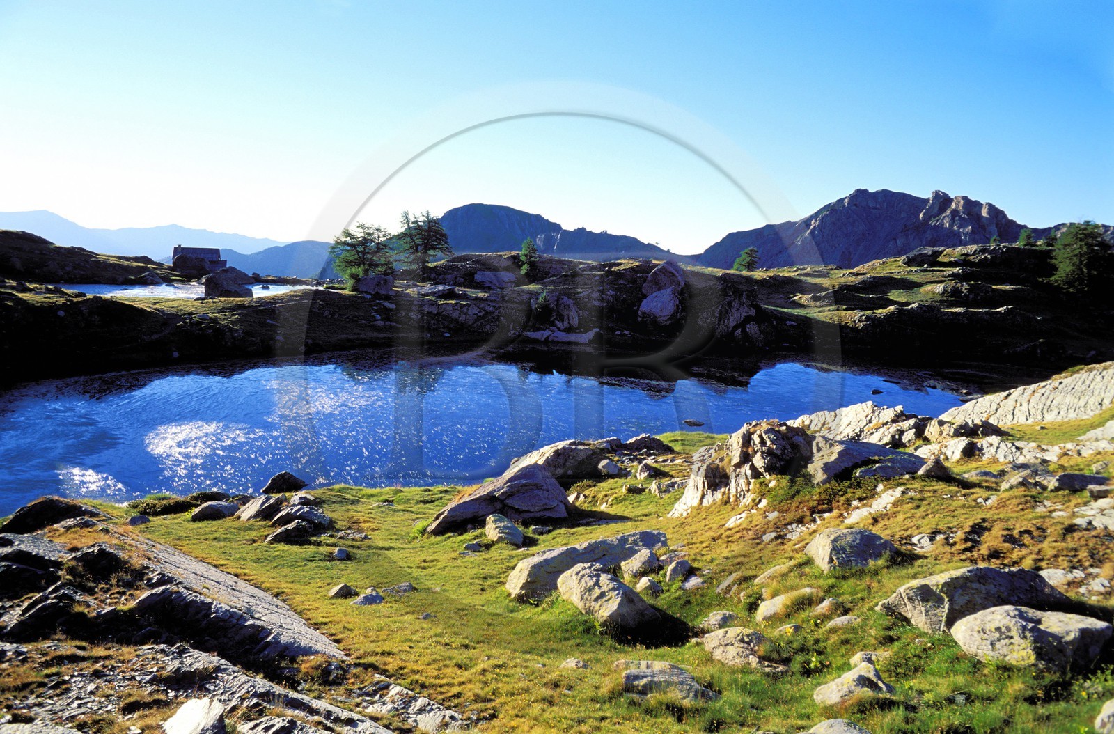 France, Alpes Maritimes, Mercantour National Park, Vallee des Merveilles near Fontanalbe, twin lakes