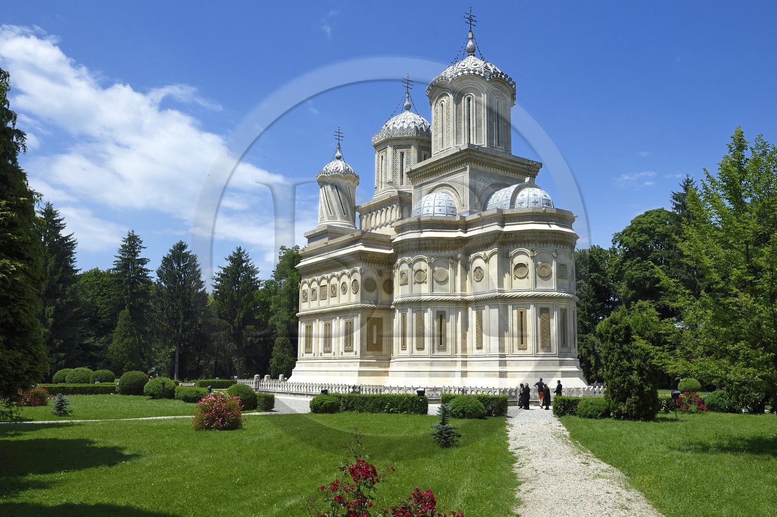 Romania, Wallachia, Muntenia, Arges County, the Curtea de Arges monastery from the early 16th century is now an Episcopal church which houses the necropolis of the early kings of Romania