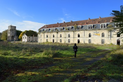 France, Meuse (55), Verdun,  la citadelle, la caserne Beaurepaire et l'ancienne tour Saint-Vanne qui est un vestige de l'abbaye
