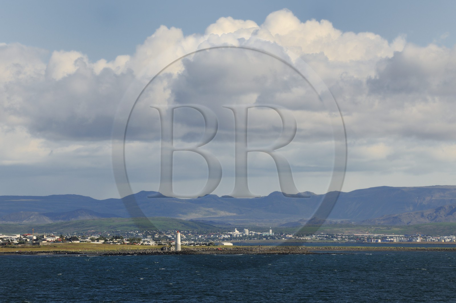 Islande, Reykjavik, phare de grottuviti