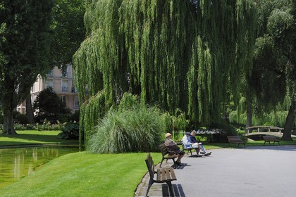 France, Seine-Maritime (76), Le Havre, Centre-ville reconstruit du Havre par Auguste Perret classé Patrimoine Mondial de l'UNESCO, square Saint-Roch
