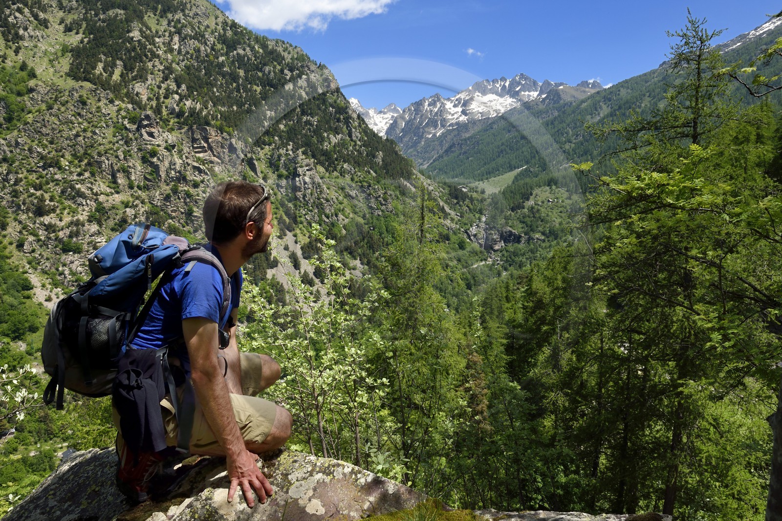 France, Alpes-Maritimes, parc national du Mercantour ( Mercantour national park), Haute-Vesubie, Gordolasque valley, the hiking guide Gabriel Rougerie