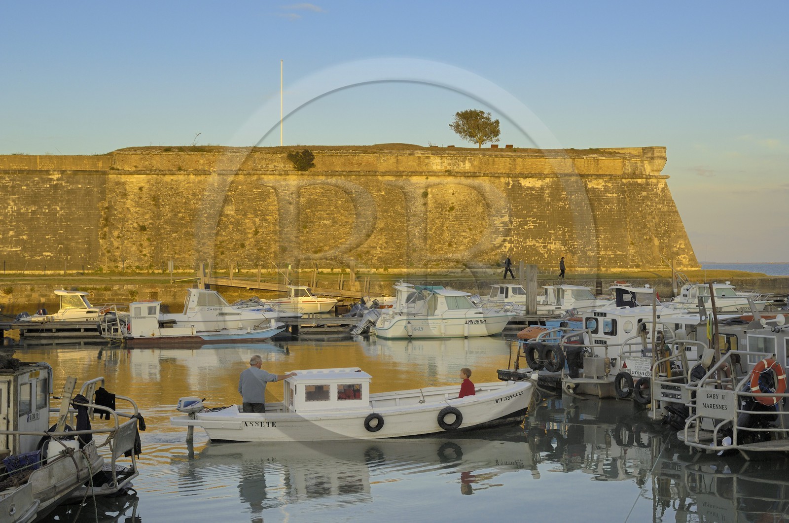 France, Charente-Maritime (17), Ile d'Oléron, Le Château d'Oléron, le port