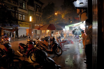 Vietnam, Hanoï, pluie diluvienne