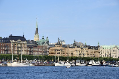 Sweden, Stockholm, Östermalm district, the prestigious avenue Strandvägen along the quays