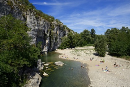 France, Ardeche, Gorges de l'Ardeche, Labeaume, La Beaume River Narrow Pass