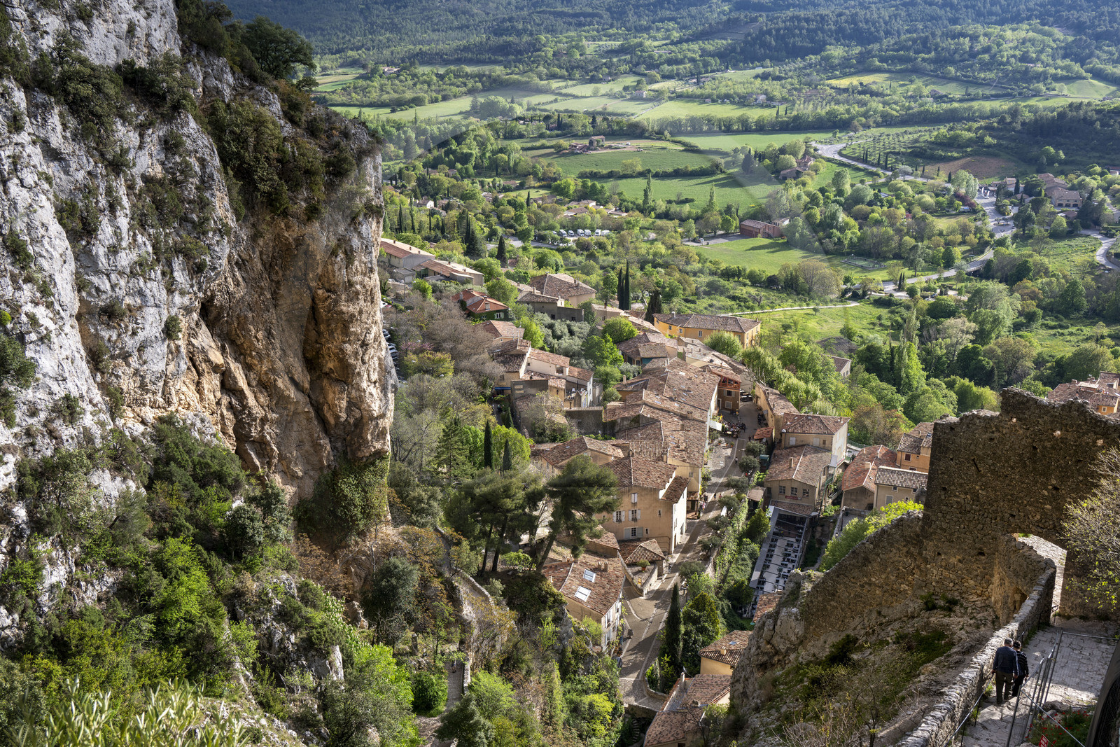 France, Alpes de Haute Provence, Parc Naturel Régional du Verdon, village of Moustiers Sainte Marie, labelled Les Plus Beaux Villages de France (The Most Beautiful Villages of France)