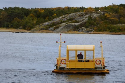 Sweden, Västra Götaland, Koster Islands, automatic pedestrian ferry between North Koster and Syd-Koster