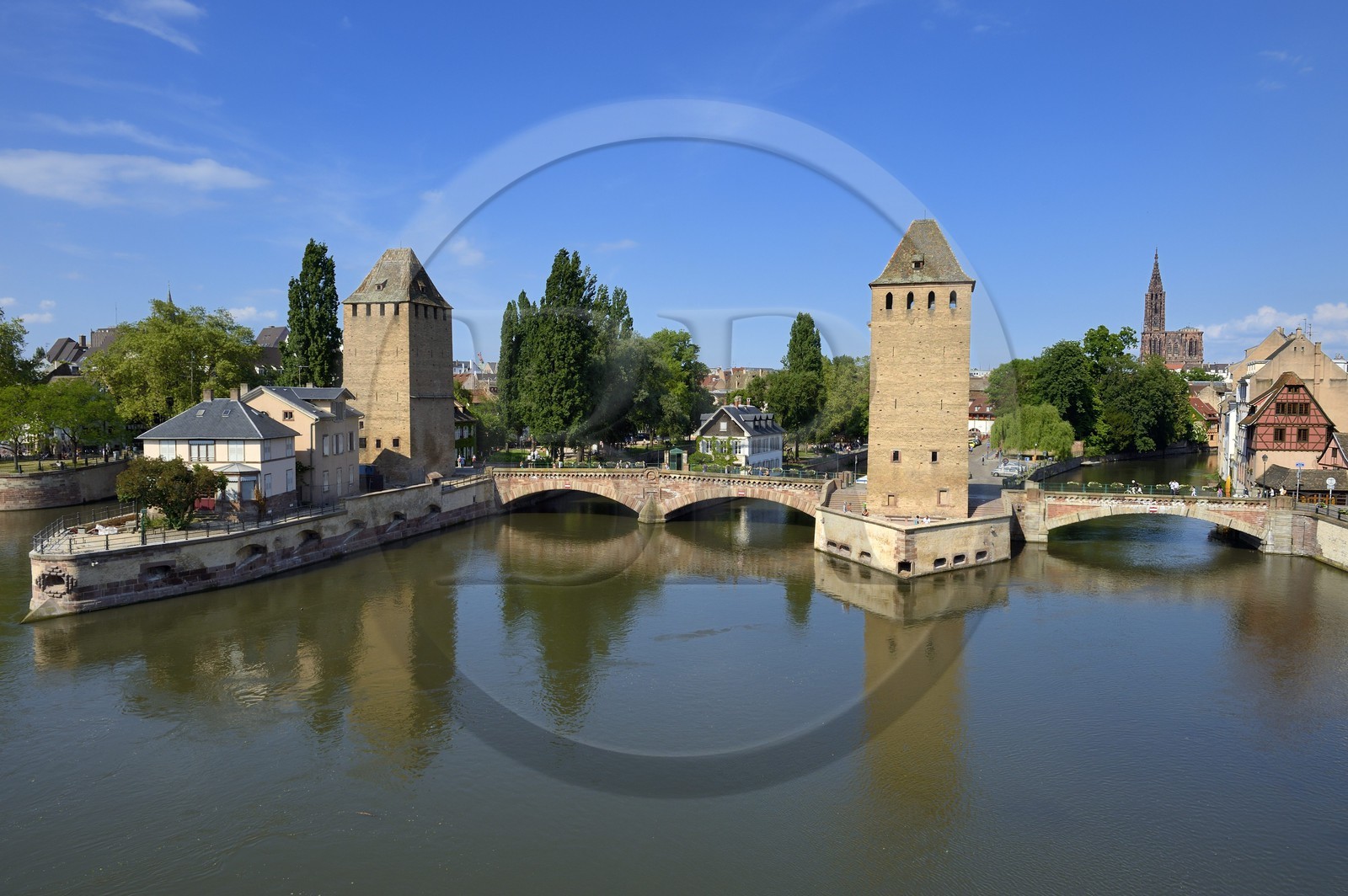 France, Bas Rhin, Strasbourg, old town listed as World Heritage by UNESCO, Petite France District, defensive towers of the covered bridges and Notre Dame Cathedral in the background