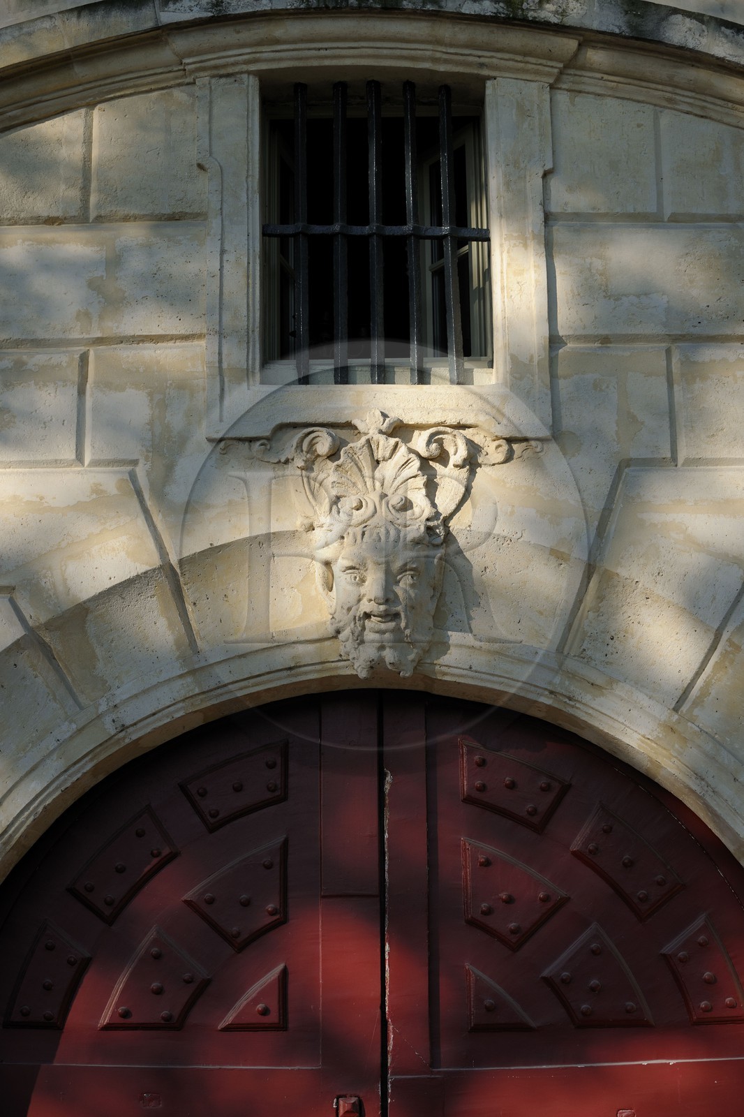 France, Paris (75), île Saint Louis, entrée de l'hôtel particulier du 15 quai d'Anjou