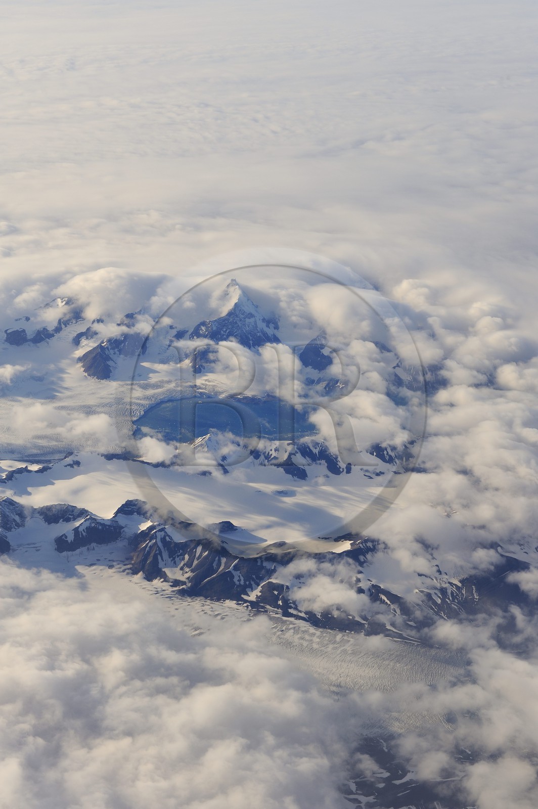 Norvège, Svalbard, glacier de la région sud du Spitzberg (vue aérienne)