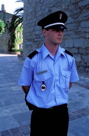France, Var (83), Grimaud, police municipale, gardien de la paix