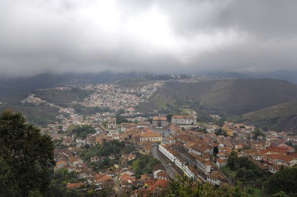 Brésil, état du Minas Gerais, Ouro Preto, centre historique classé Patrimoine Mondial de l' UNESCO, vue générale (Route de l' or, Estrada Real)