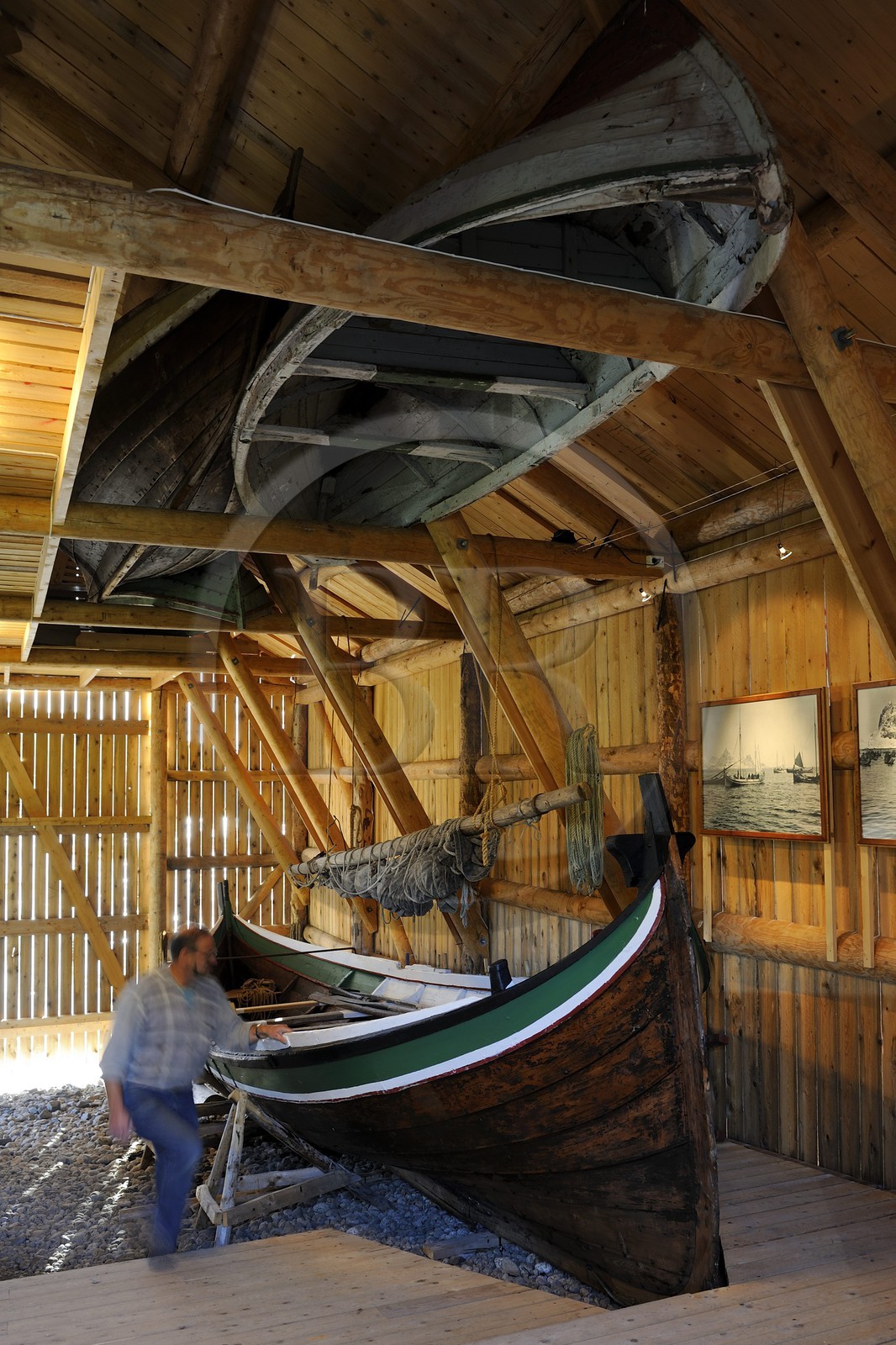 Norvège, Nordland, Iles Lofoten, Kabelvag - Storvagen, musée des Lofoten (Museum Nord-Lofotmuseet), le hangar à bateaux