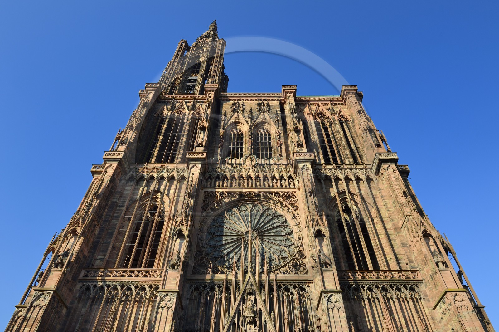 France, Bas-Rhin (67), Strasbourg, vieille ville classée au Patrimoine Mondial de l'UNESCO, la cathédrale Notre-Dame, la façade occidentale