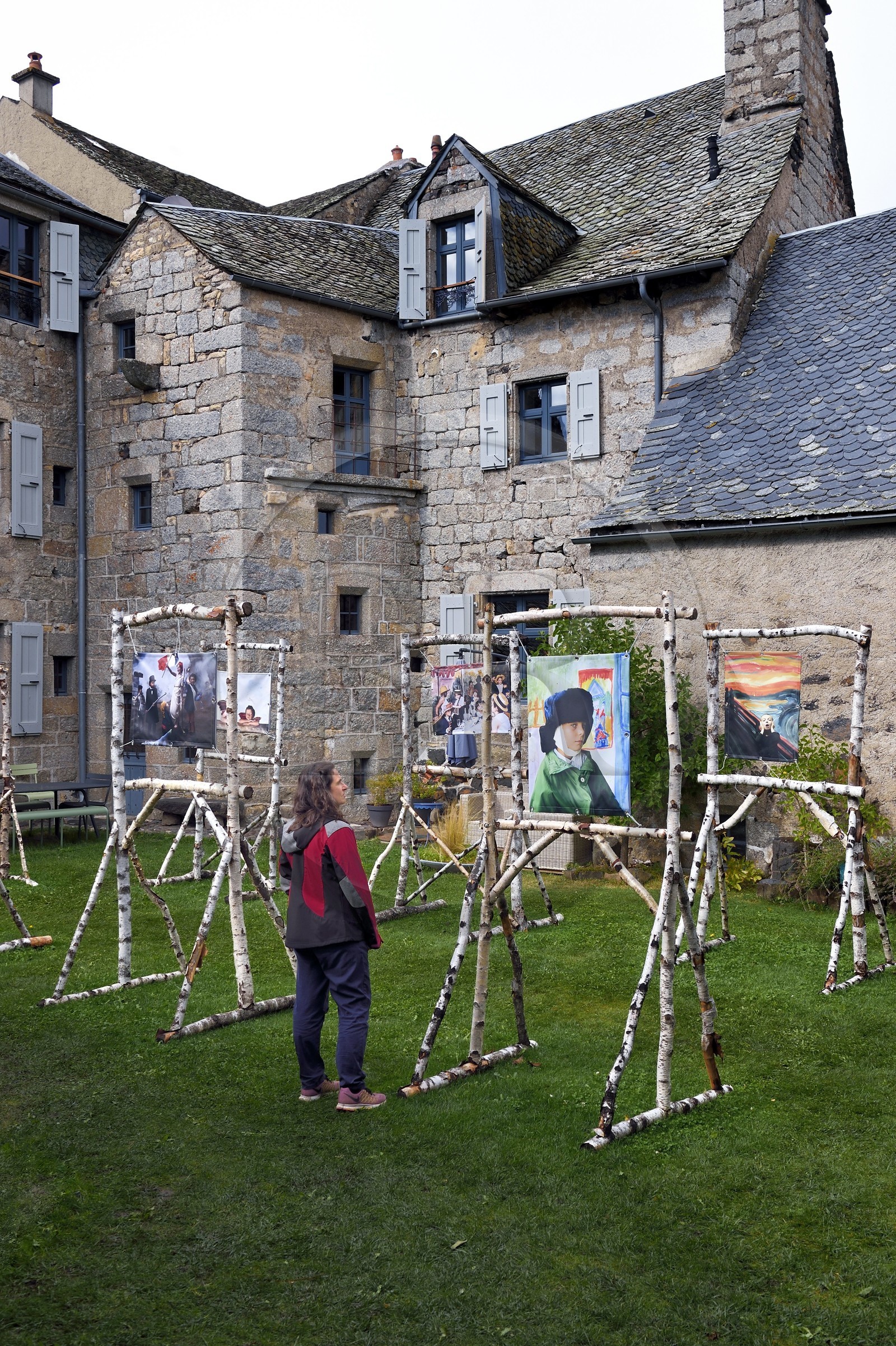 France, Cantal (15), Parc naturel régional de l'Aubrac, plateau de l'Aubrac, Saint-Urcize, exposition lors du festival de photo PHOT'Aubrac