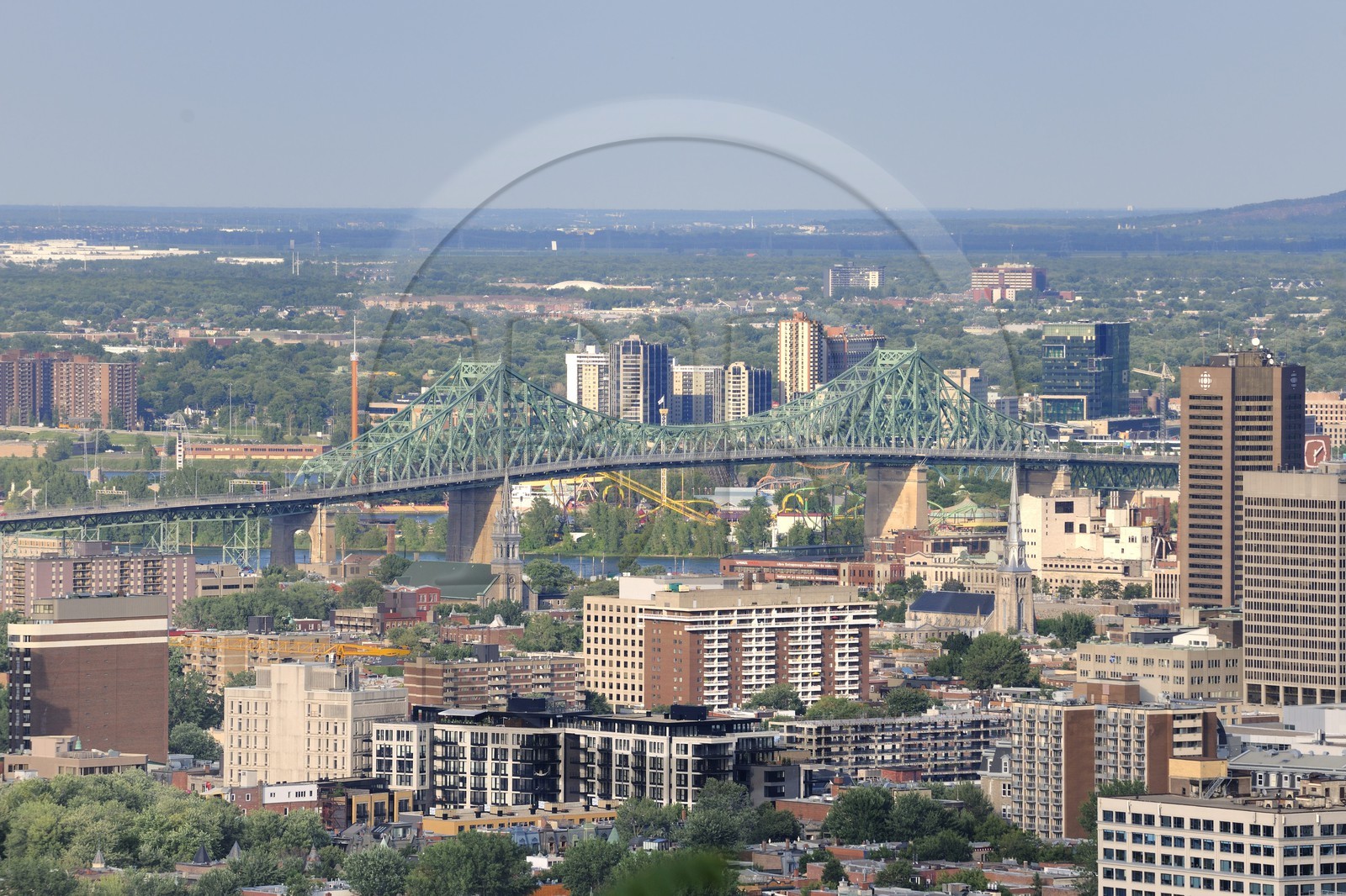 Canada, Québec, Montréal, le pont Jacques-Cartier sur le fleuve Saint-Laurent