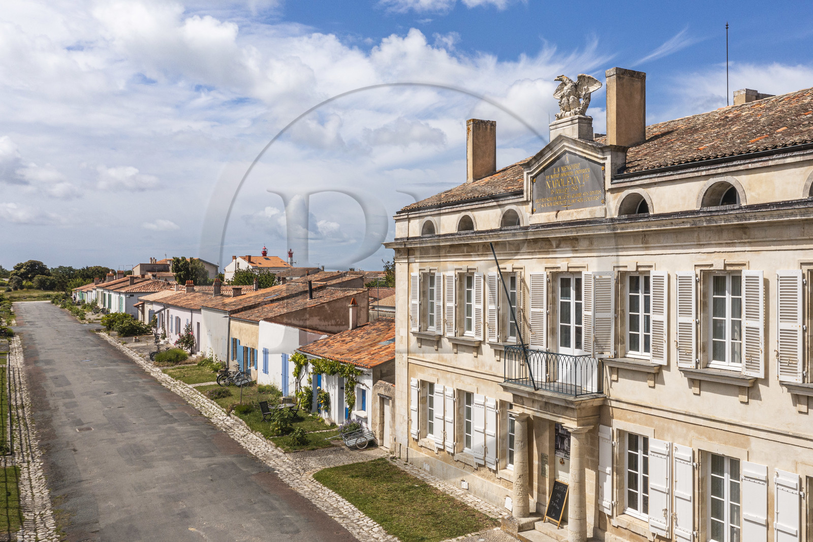 France, Charente-Maritime, Ile d'Aix (Aix Island), the bourg, the Napoleonic museum in the former house of the commander of the place at the end of rue Napoleon (aerial view)