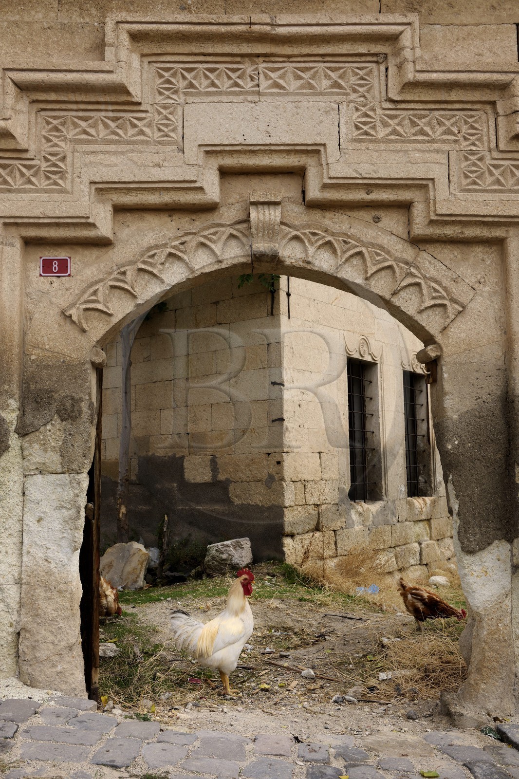 Turquie, Anatolie Centrale, province de Nevsehir, Cappadoce classée Patrimoine Mondial de l'UNESCO, Ürgüp, entrée d'une ancienne maison de maître