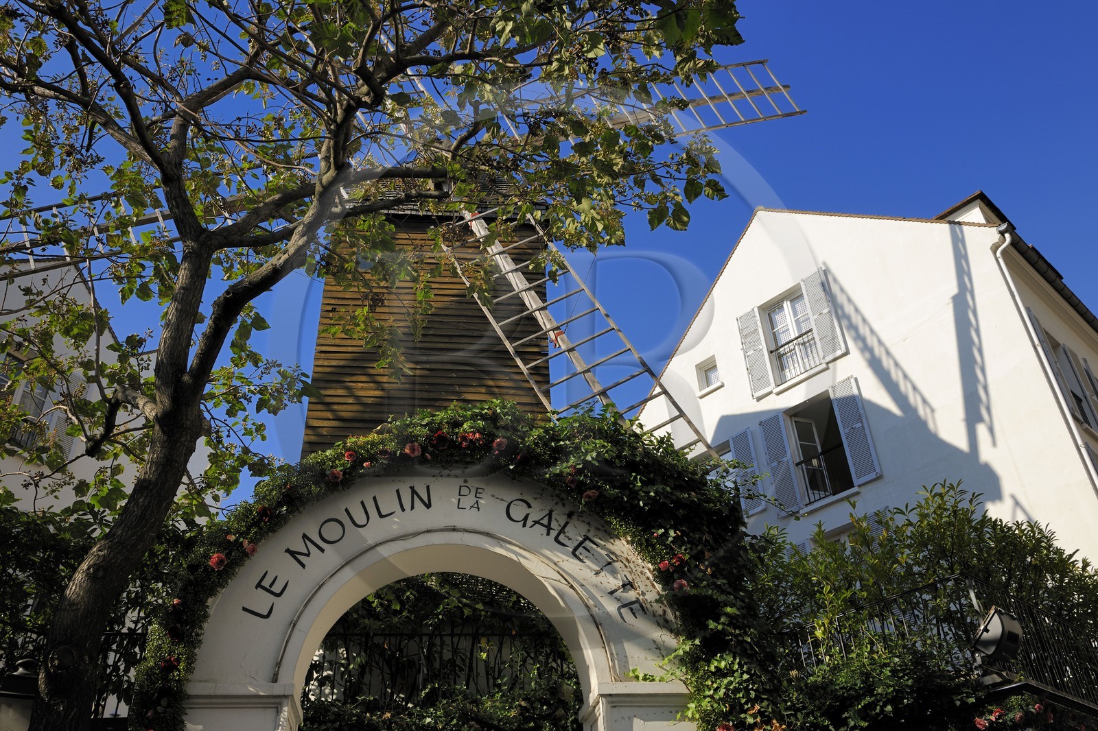 France, Paris (75), la Butte Montmartre, le Moulin de la Galette