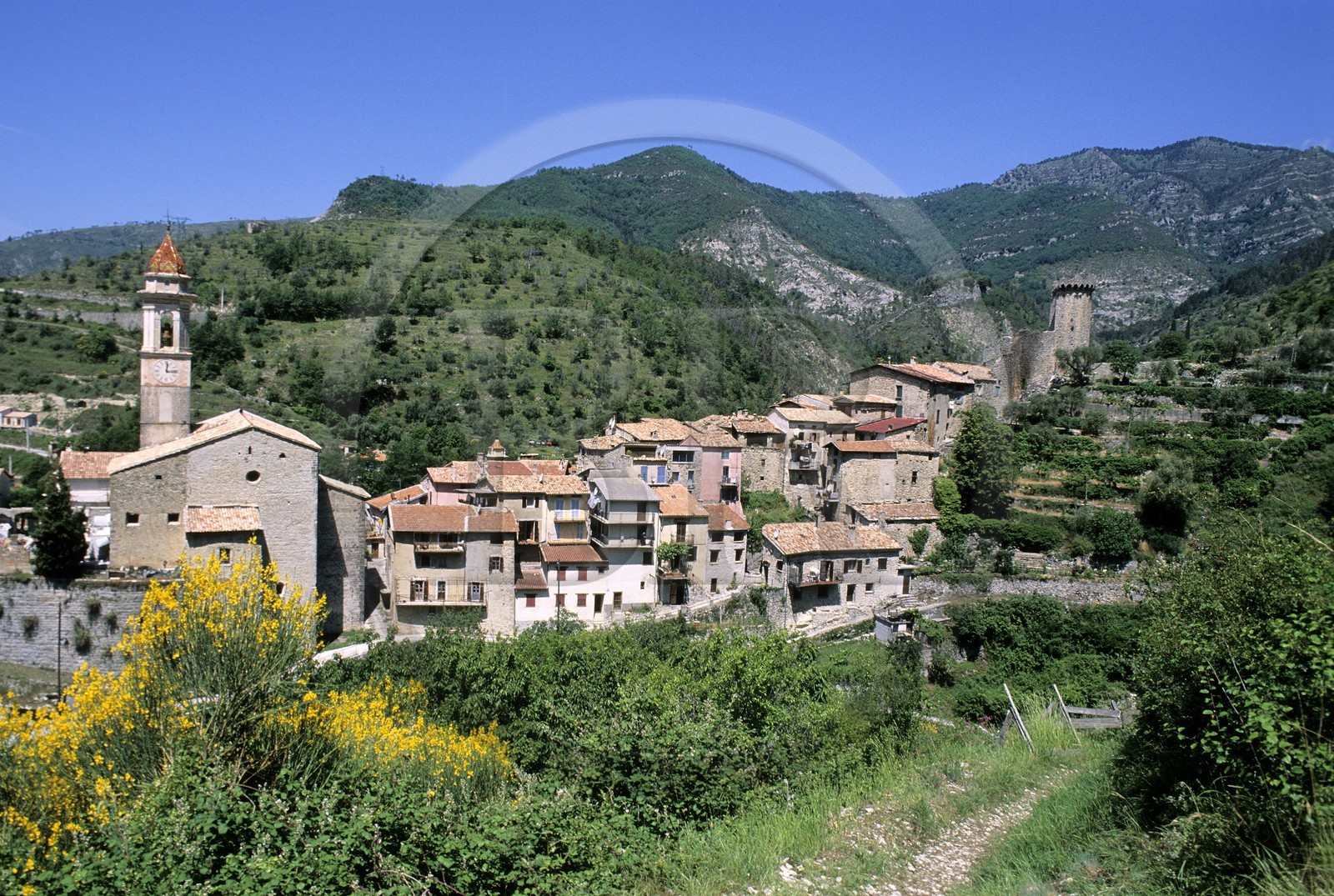 France, Alpes-Maritimes (06), village perché de Luceram dans l' arrière pays niçois