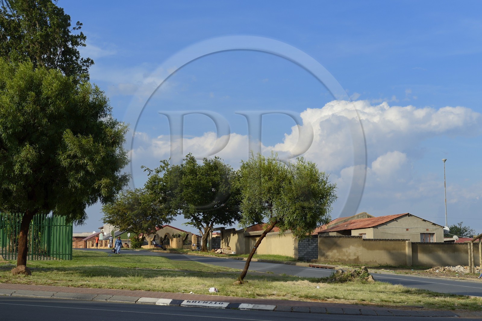 Afrique du Sud, province de Gauteng, Johannesburg, Soweto, le quartier d'Orlando dans le township, Kumalo Main road