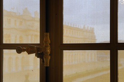 France, Yvelines (78), château de Versailles, classé Patrimoine Mondial de l'UNESCO, l'aile du Midi depuis les Grands Appartements