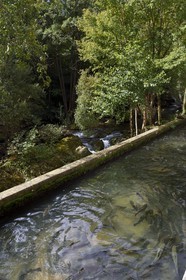 France, Pyrénées-Atlantiques (64), Pays-Basque, vallée des Aldudes, site de la ferme aquacole de Banca