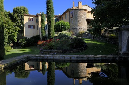 France, Var, Provence Verte (Green Provence), Bras village next to Saint Maximin, Le Peyrourier Bed & Breakfast, une campagne en Provence