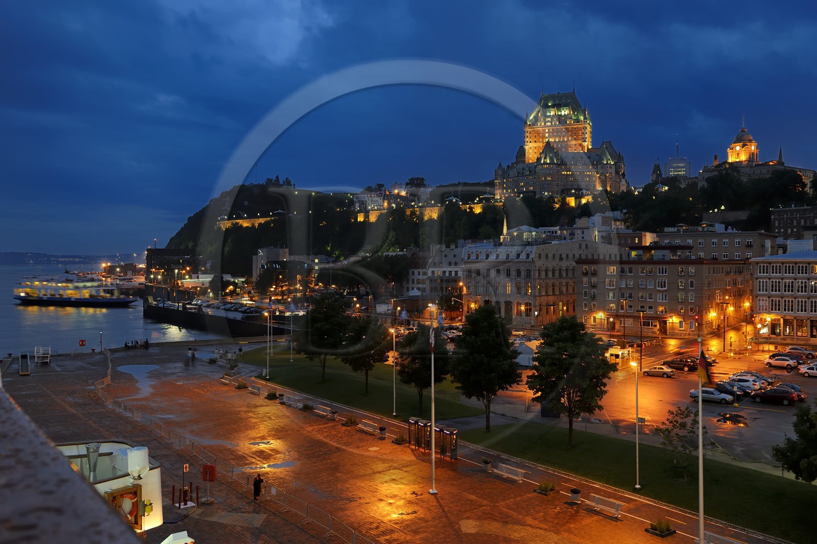 Canada, Quebec Province, Quebec City, Old Town listed as World Heritage by UNESCO, Chateau Frontenac seen from the harbour over Saint Lawrence River