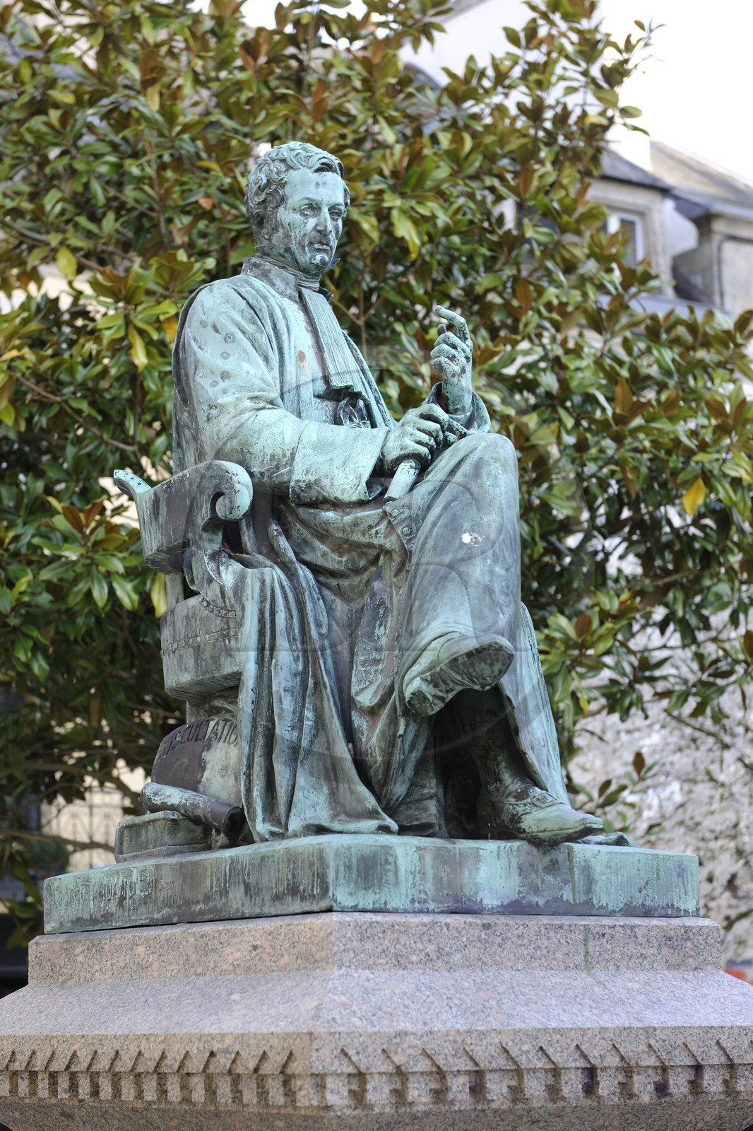 France, Finistère (29), Quimper, statue de René-Théophile-Marie-Hyacinthe Laennec inventeur du stéthoscope