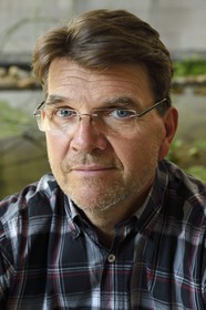 France, Dordogne, Montignac, the Atelier des Fac-Similés du Périgord (Perigord's Facsimile Workshop AFSP) specialised in mineral reproduction of prehistoric painted walls using “stone veil” patented technique and in charge of the Lascaux cave’s walls faithfull reconstitution, artistic and production director Francis Ringenbach