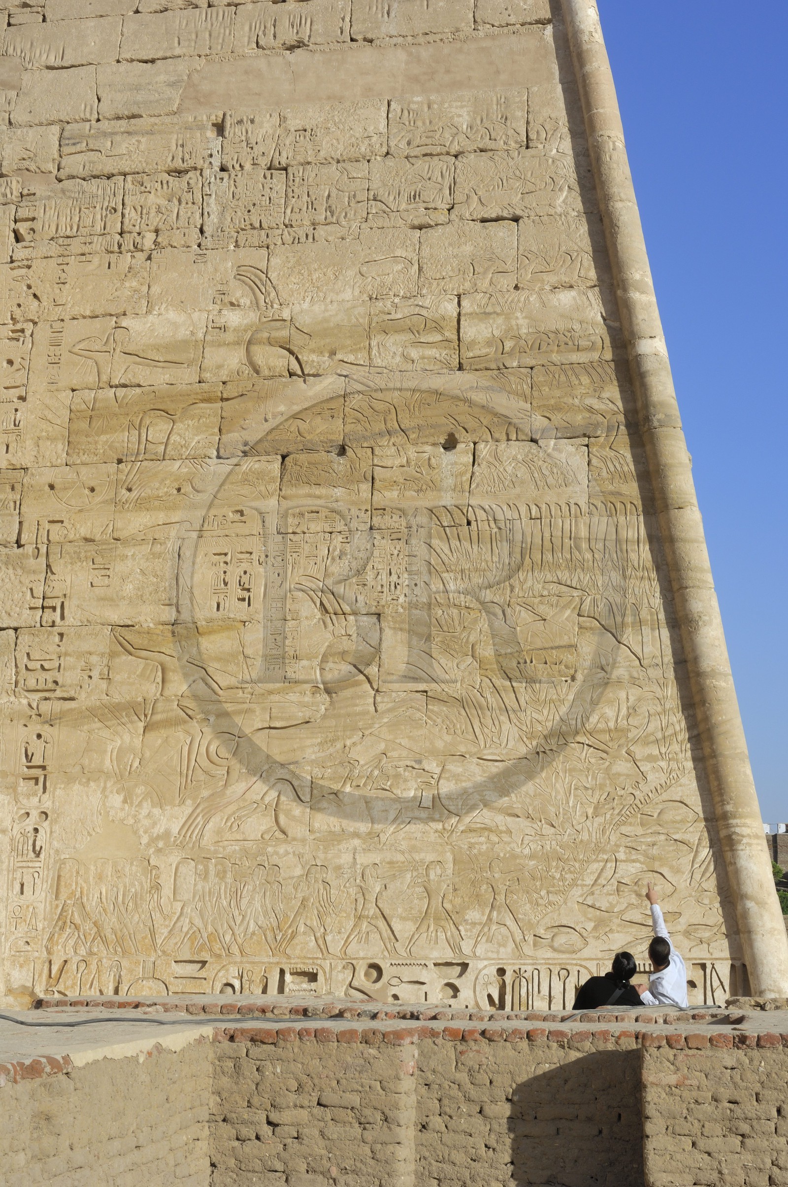 Egypte, Haute Egypte, vallée du Nil, environs de Louxor, nécropole thébaine classée Patrimoine Mondial de l'UNESCO, Thèbes Ouest, Medinet Habou, temple de Ramses III