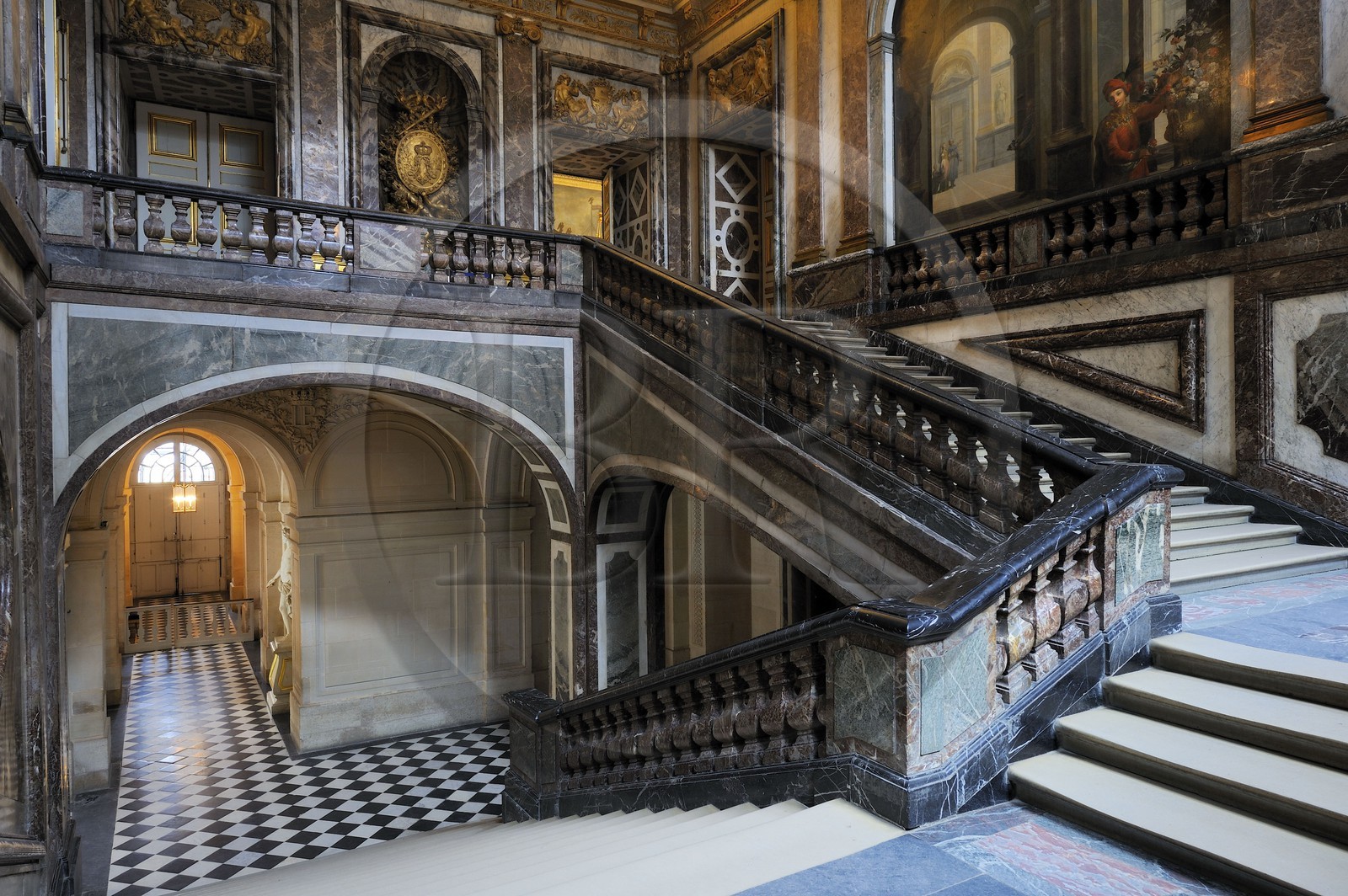 France, Yvelines (78), château de Versailles, classé Patrimoine Mondial de l'UNESCO, l'escalier de la Reine